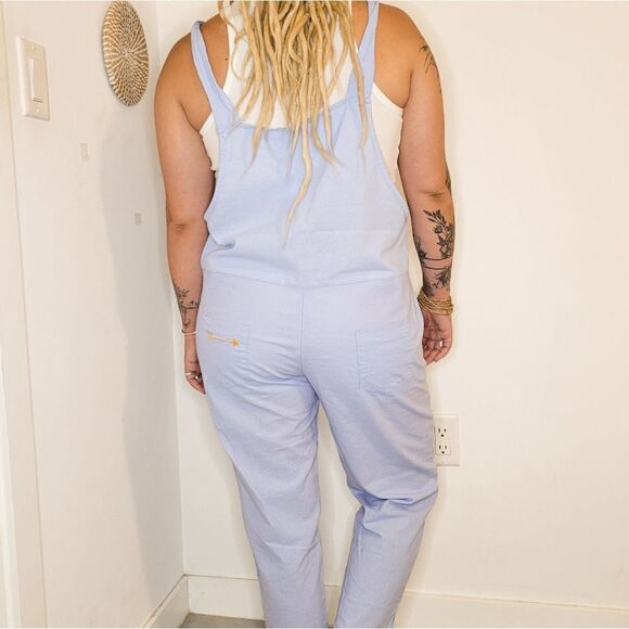 Wemen's Blue jumpsuit Size XL with two pocket Gold Arrow detail - Picture 2 of 5